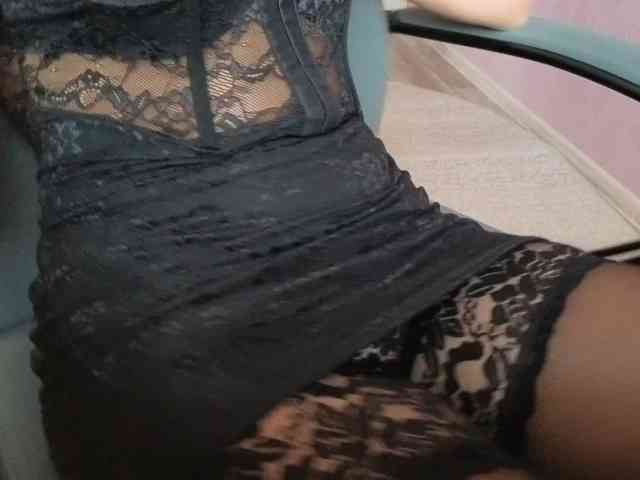 LadyMariaNylons webcam