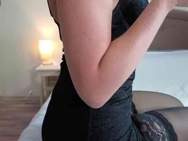 FemdomLadyMaria webcam