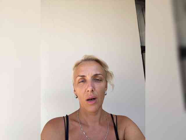 FemdomLadyMaria webcam