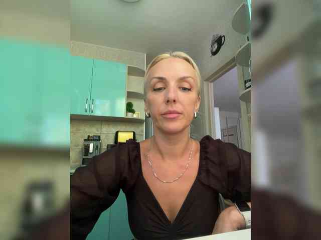 FemdomLadyMaria webcam
