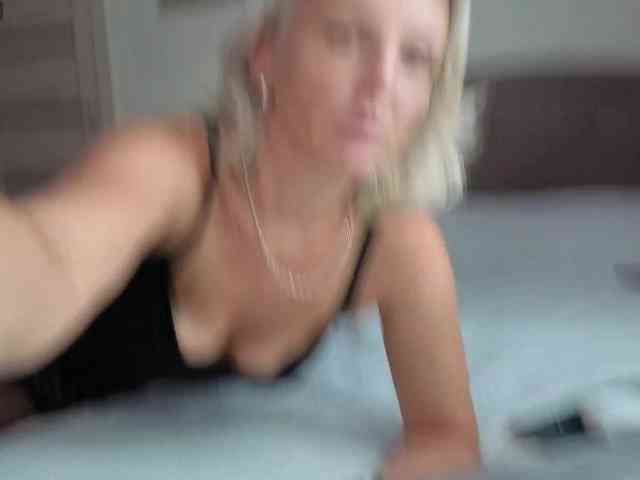 FemdomLadyMaria webcam
