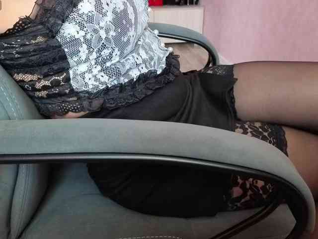 FemdomLadyMaria webcam