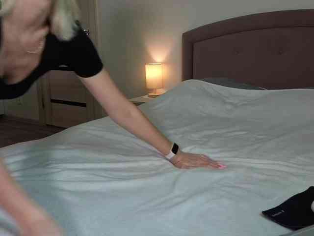 FemdomLadyMaria webcam
