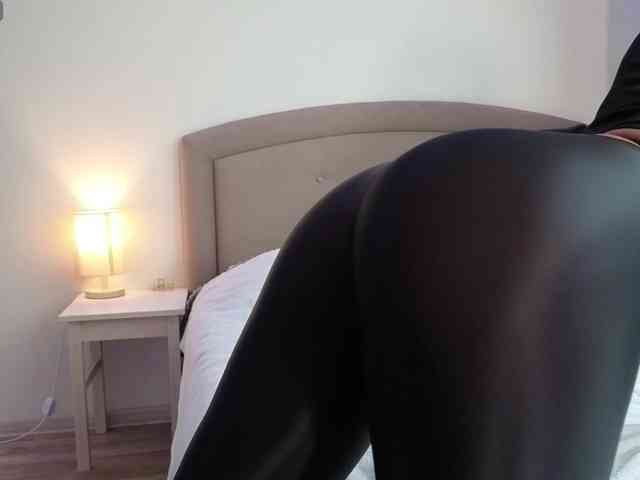 FemdomLadyMaria webcam