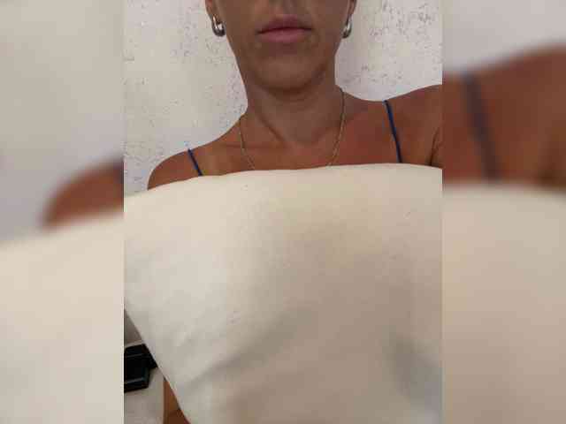 FemdomLadyMaria webcam