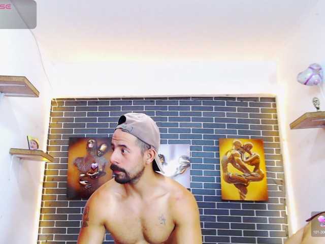 Alessandro27yleonora live cam on BongaCams