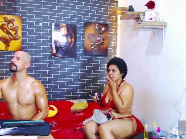 Alessandro27yleonora live cam on BongaCams