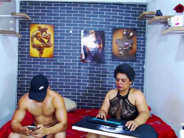 Alessandro27yleonora Sex Cam Show