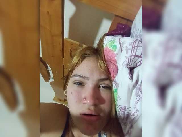 AnthonellaMarquez live cam on BongaCams