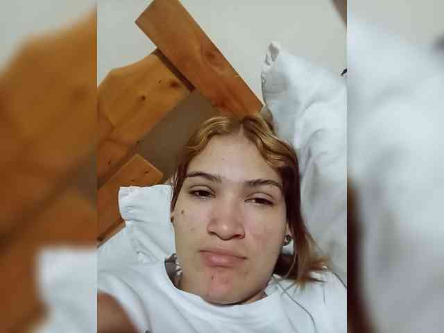 AmbarAnthonellaMarquez webcam