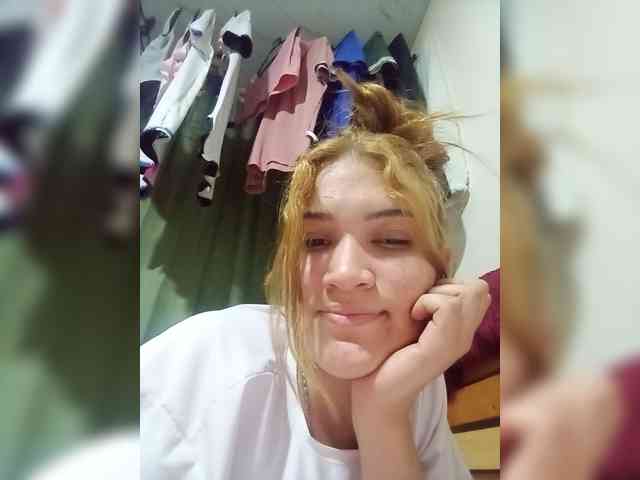 AmbarAnthonellaMarquez webcam