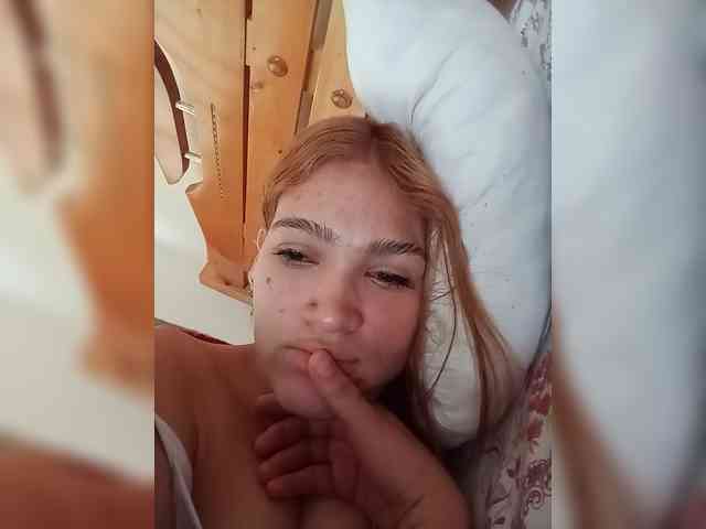 AmbarAnthonellaMarquez webcam