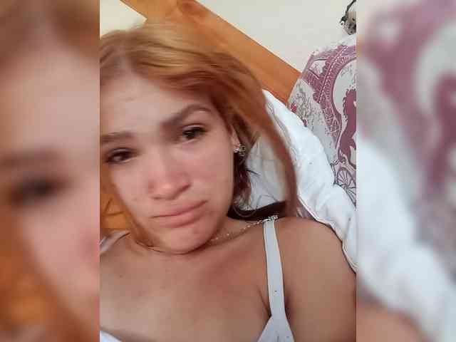 AmbarAnthonellaMarquez webcam