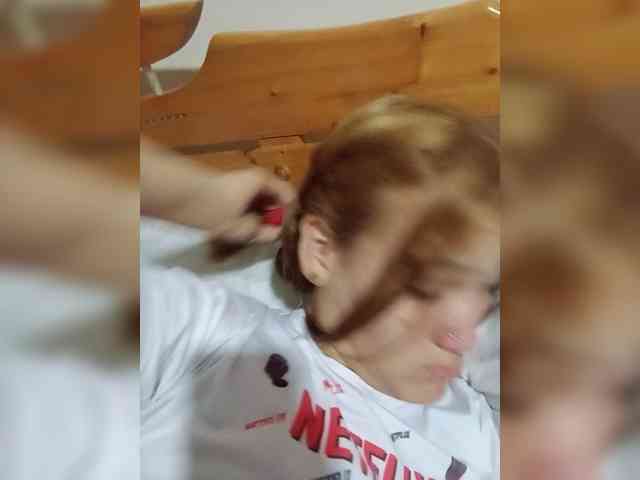 AmbarAnthonellaMarquez webcam