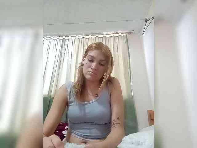 AmbarAnthonellaMarquez webcam