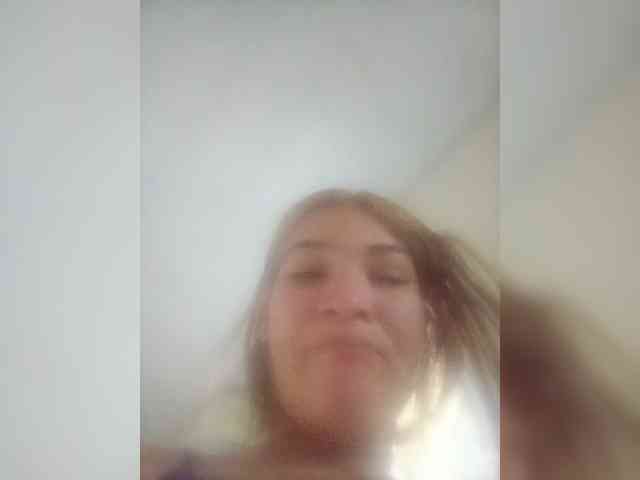 AmbarAnthonellaMarquez webcam