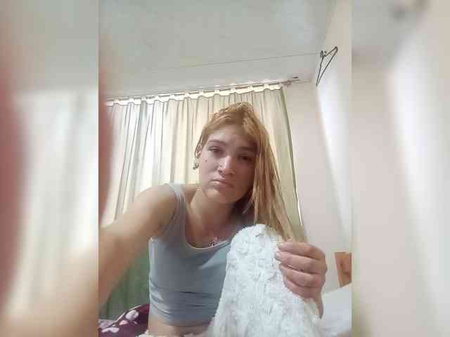 AmbarAnthonellaMarquez webcam