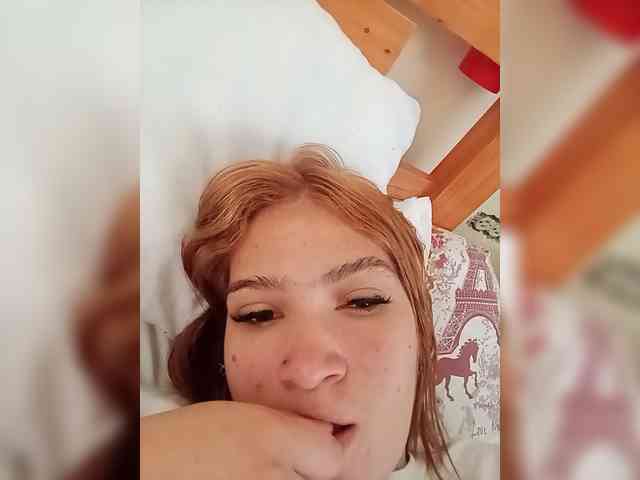 AmbarAnthonellaMarquez webcam