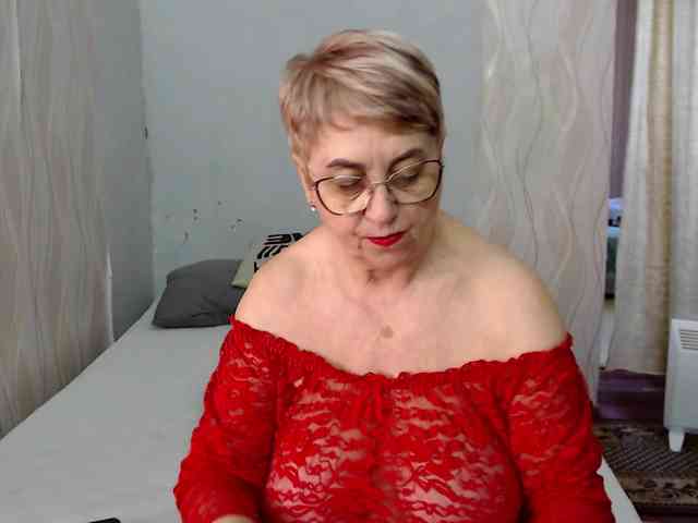 LedyMargaret webcam