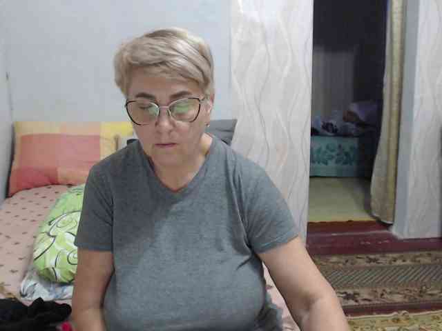 LedyMargaret webcam