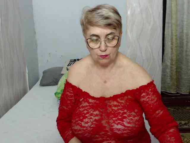 LedyMargaret webcam