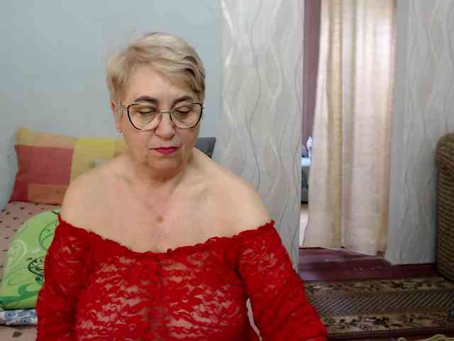 LedyMargaret webcam