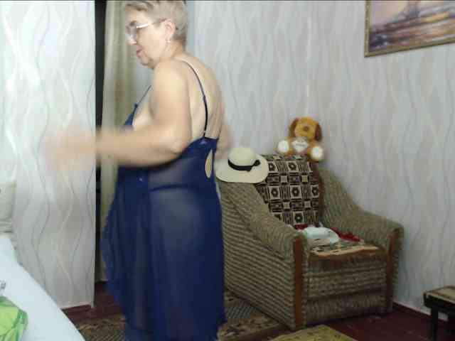 LedyMargaret webcam