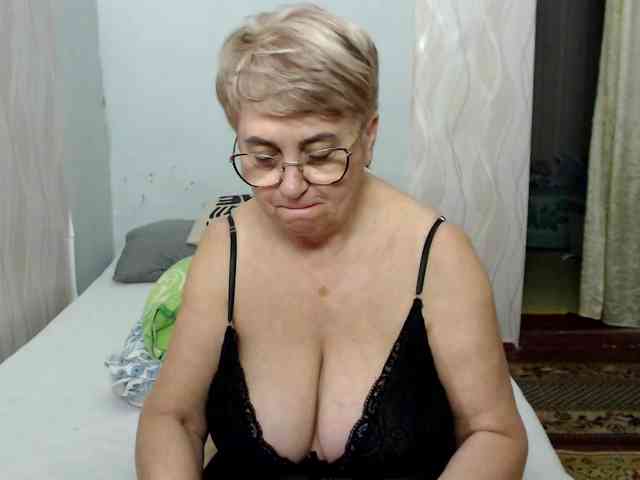 LedyMargaret webcam