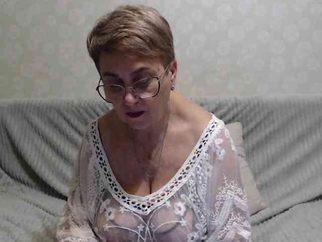 LedyMargaret webcam