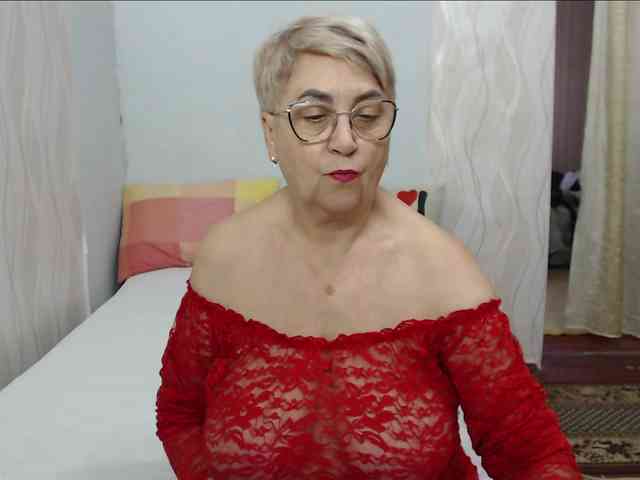 LedyMargaret webcam