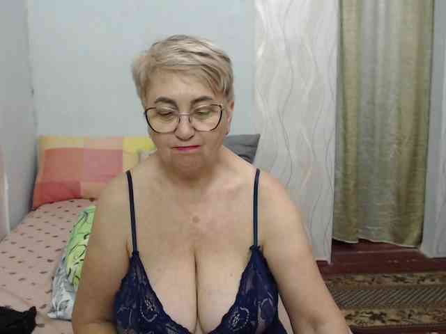 LedyMargaret webcam