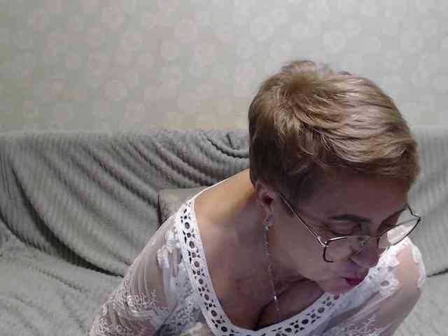 LedyMargaret webcam