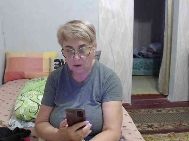 LedyMargaret webcam