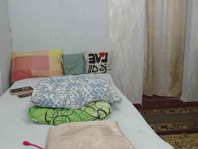 LedyMargaret webcam