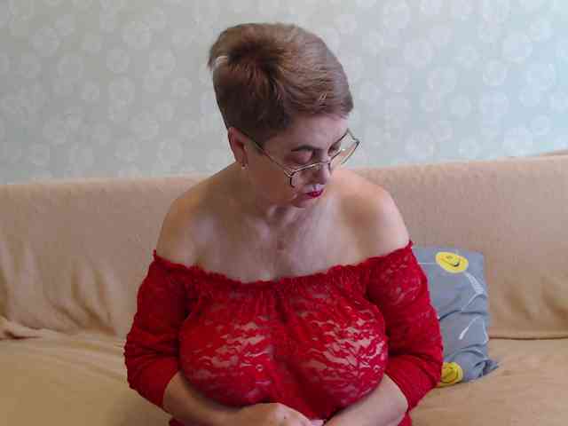 LedyMargaret live female cam on bongacams