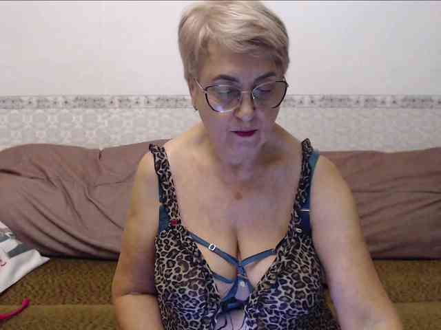 LedyMargaret webcam