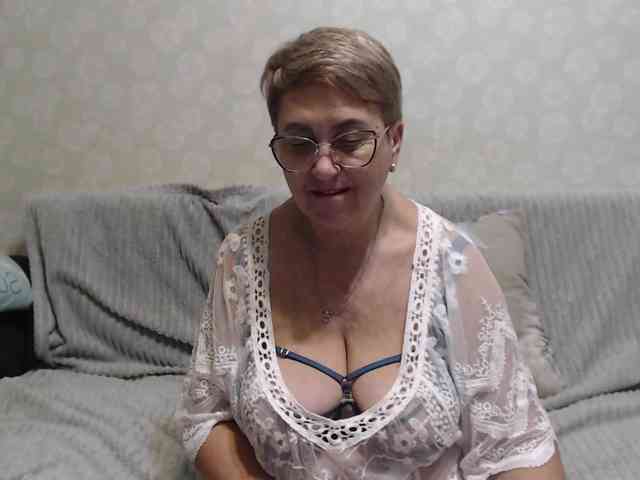 LedyMargaret webcam