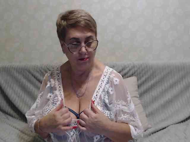 LedyMargaret webcam