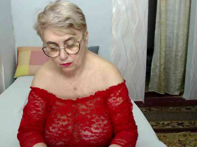 LedyMargaret webcam