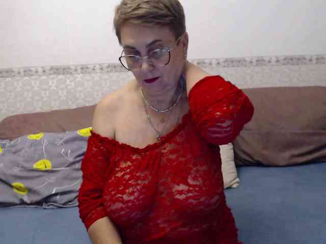 LedyMargaret webcam