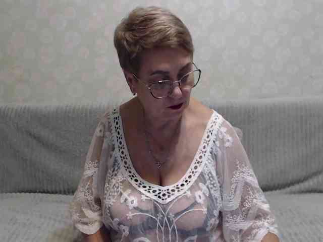 LedyMargaret webcam