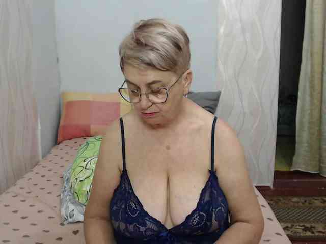LedyMargaret webcam