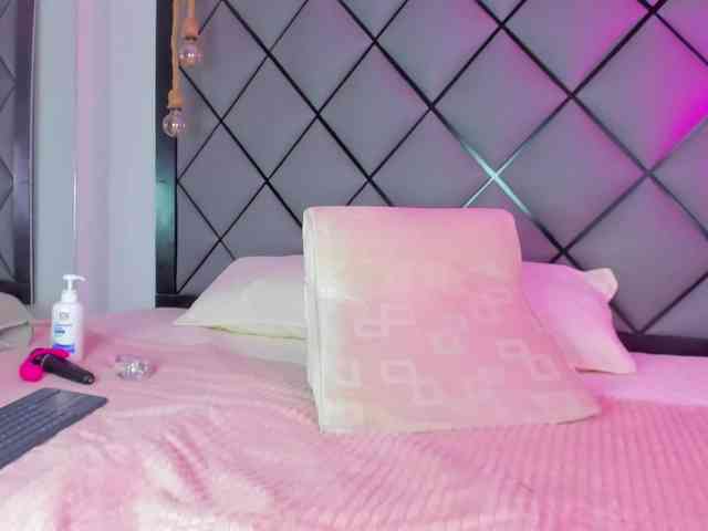 Ella-kelly webcam