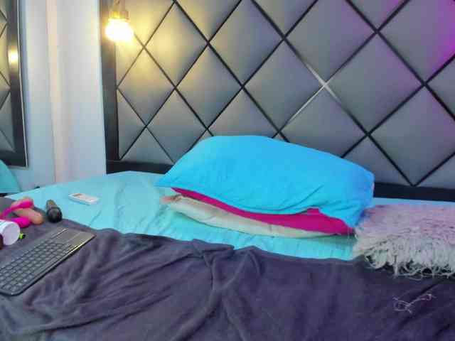 Ella-kelly webcam