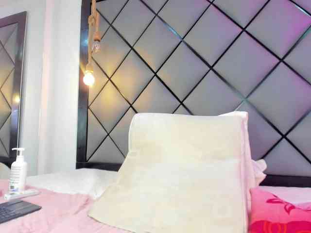 Ella-kelly webcam