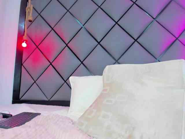 Ella-kelly webcam