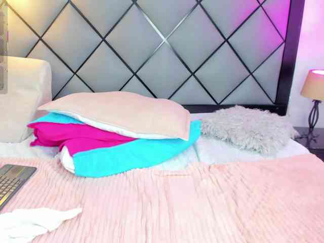 Ella-kelly webcam