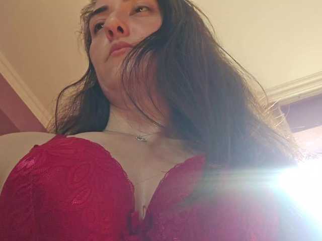 AlejandraDelane webcam