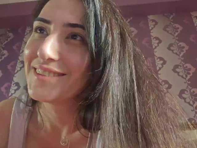 AlejandraDelane live cam on BongaCams