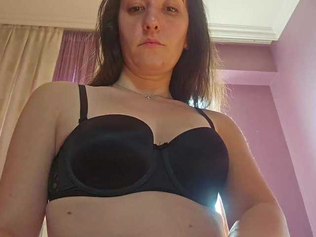 AlejandraDelane live cam on BongaCams
